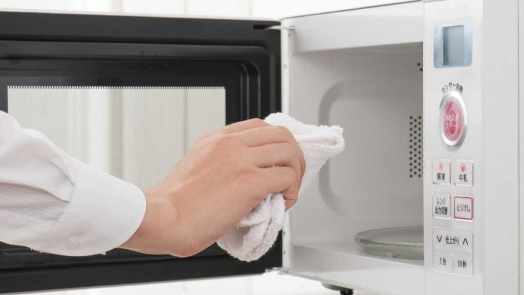 microwave cleaning
